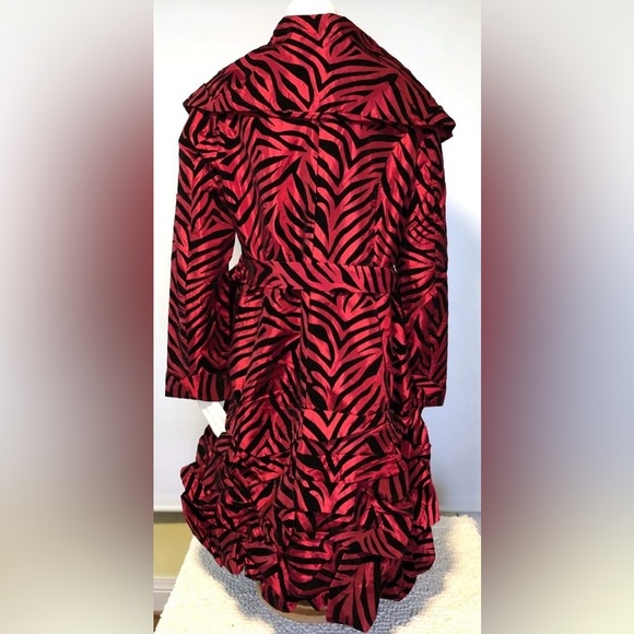 Jerry T Red and Black Zebra Print Velvet Belted Jacket Size Medium - Picture 3 of 7